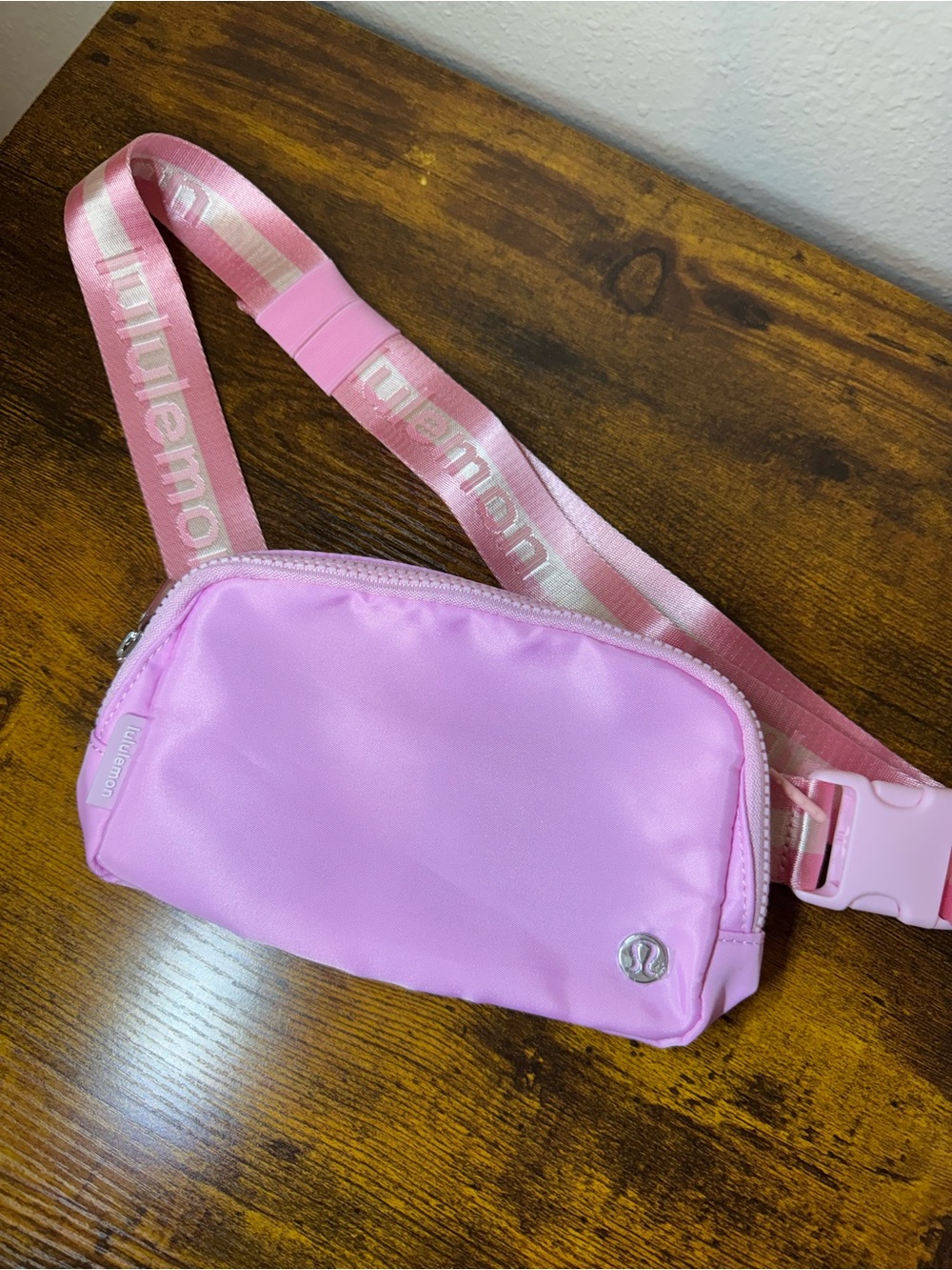 Lululemon Everywhere Belt Bag 1L Pink Wordmark Logo Strap Unused